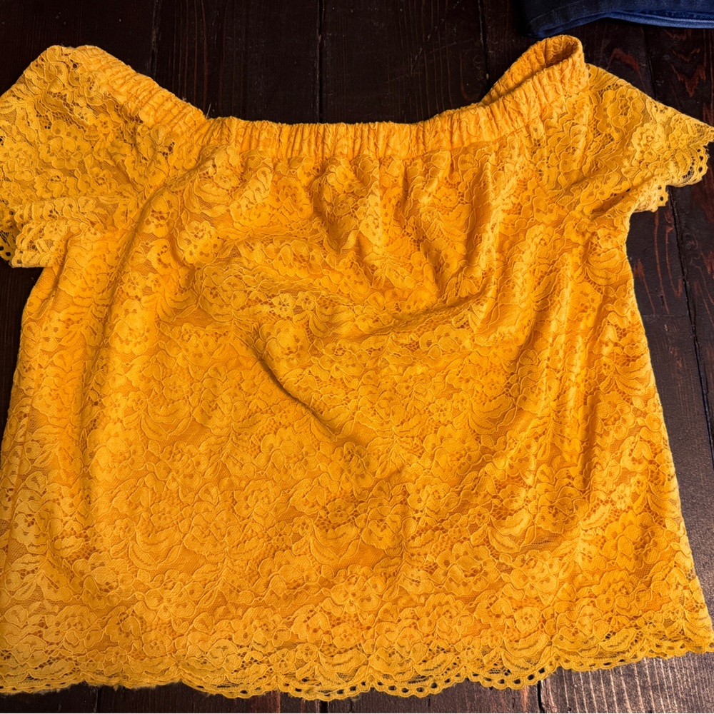 Elegant Yellow Lace Blouse